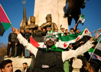 Ριζική αναδιάταξη του πολιτικού σκηνικού στη Μέση Ανατολή μετά την κατάρρευση του Άσαντ