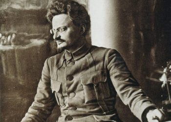 86 ΧΡΟΝΙΑ ΑΠΟ ΤΗ ΔΟΛΟΦΟΝΙΑ ΤΟΥ, Η ΔΡΑΣΗ ΚΑΙ ΟΙ ΙΔΕΕΣ ΤΟΥ ΤΡΟΤΣΚΙ ΣΥΝΕΧΙΖΟΥΝ ΝΑ ΑΚΤΙΝΟΒΟΛΟΥΝ!