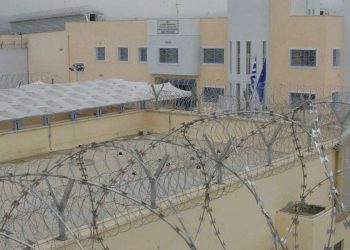 Αντιτρομοκρατικοί Νόμοι, Αντιφασιστικοί Νόμοι & Δικανικοί Σαλτιμπαγκισμοί